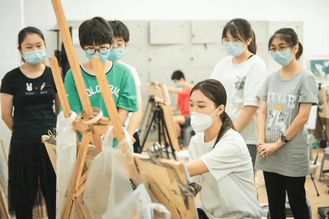 美术生集训，广州画室